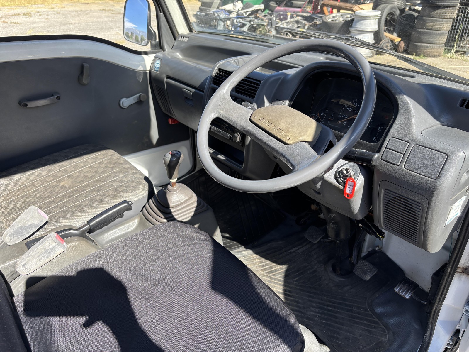 Subaru-Sambar-1993-Truck-11