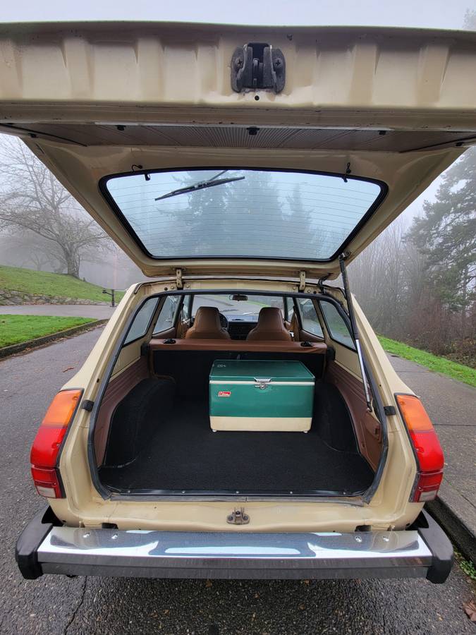 Subaru-dl-wagon-4x4-1979-brown-12