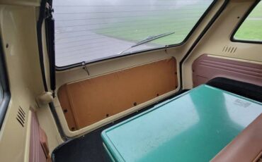 Subaru-dl-wagon-4x4-1979-brown-18