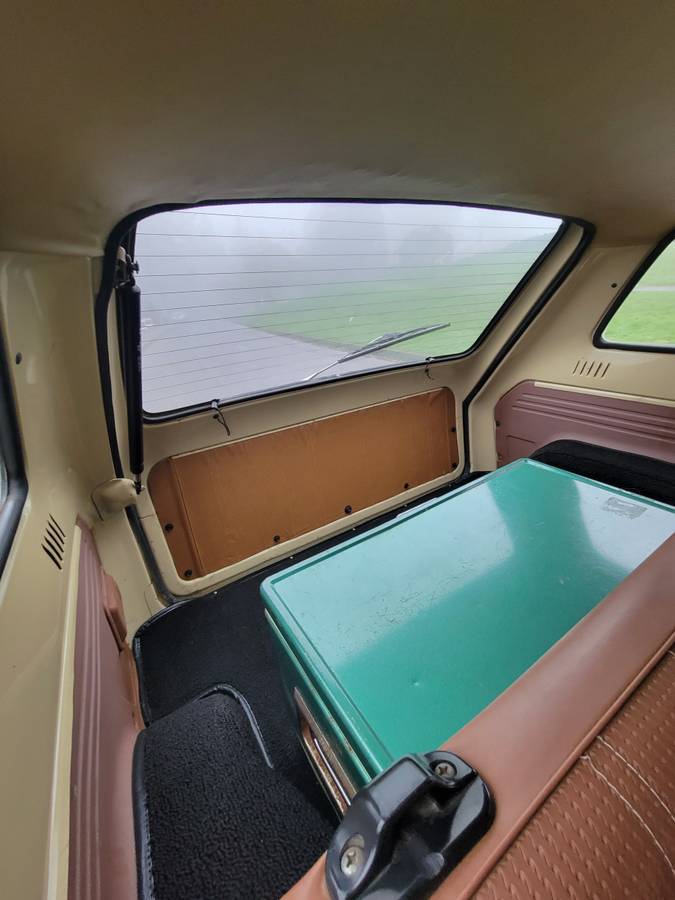 Subaru-dl-wagon-4x4-1979-brown-18