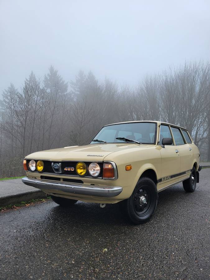 Subaru-dl-wagon-4x4-1979-brown-2