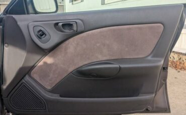 Subaru-legacy-wagon-1995-16