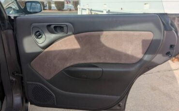 Subaru-legacy-wagon-1995-17