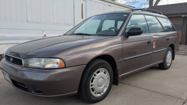 Subaru-legacy-wagon-1995