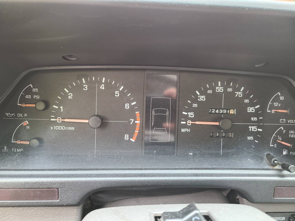 Subaru-loyale-wagon-1989-7