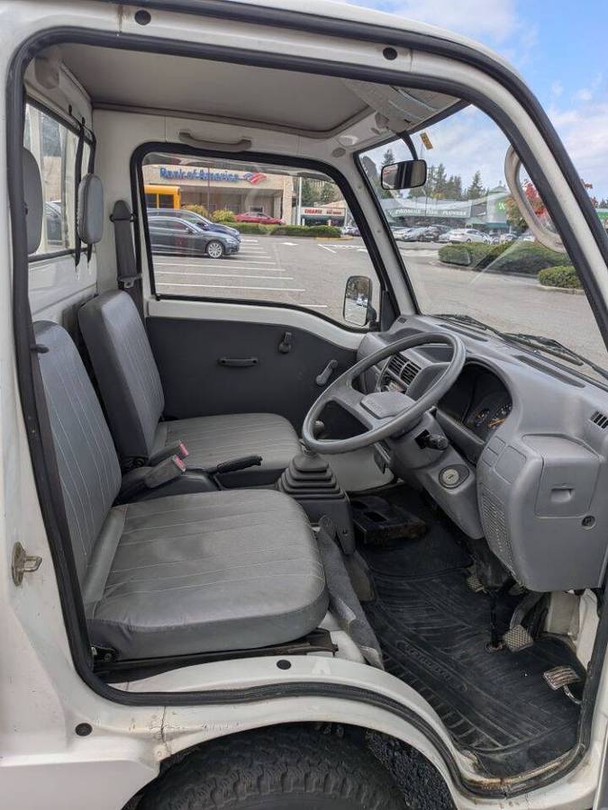 Subaru-sambar-1991-white-4