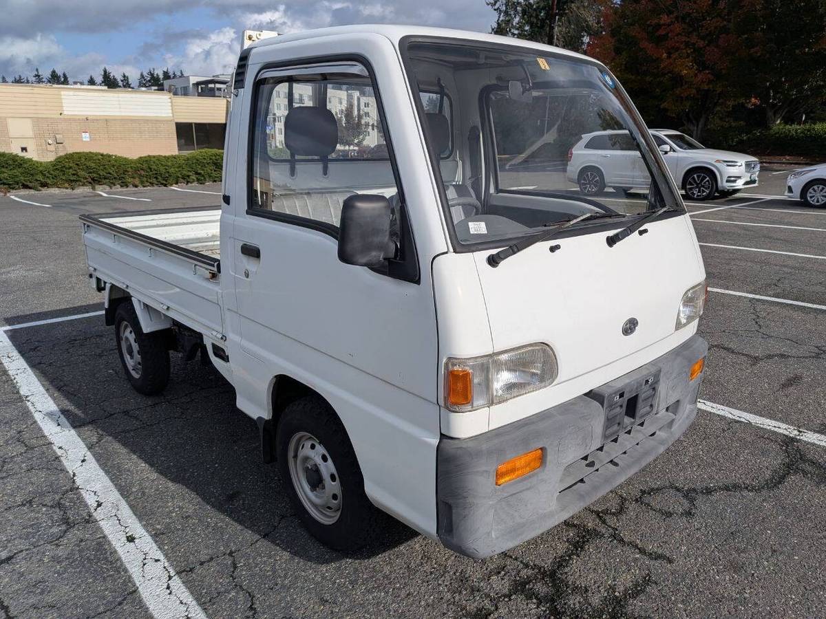 Subaru-sambar-1991-white