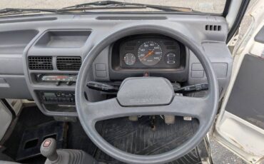 Subaru-sambar-1992-white-3