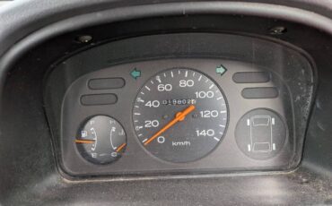 Subaru-sambar-1992-white-5