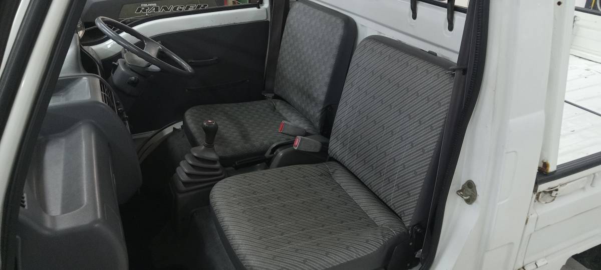 Subaru-sambar-1993-white-10