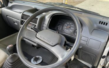 Subaru-sambar-1993-white-10