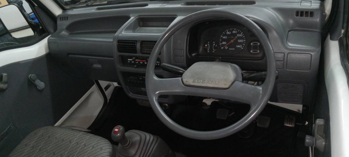 Subaru-sambar-1993-white-12