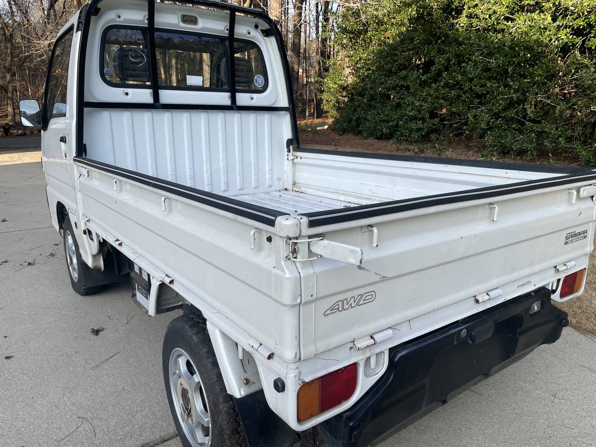 Subaru-sambar-1993-white-4