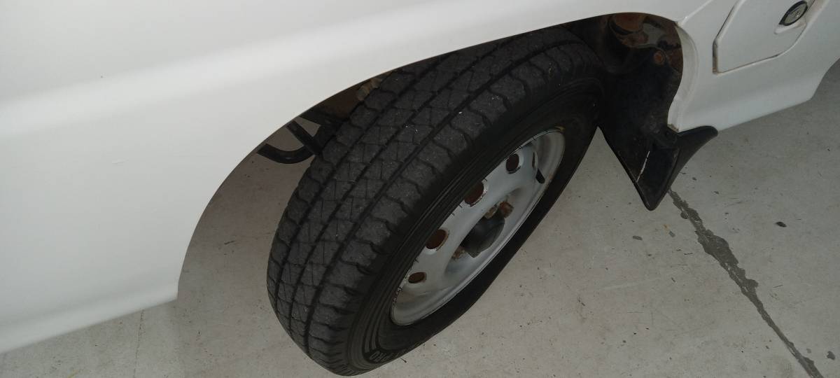 Subaru-sambar-1993-white-5