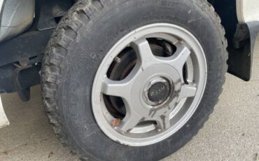 Subaru-sambar-1993-white-9