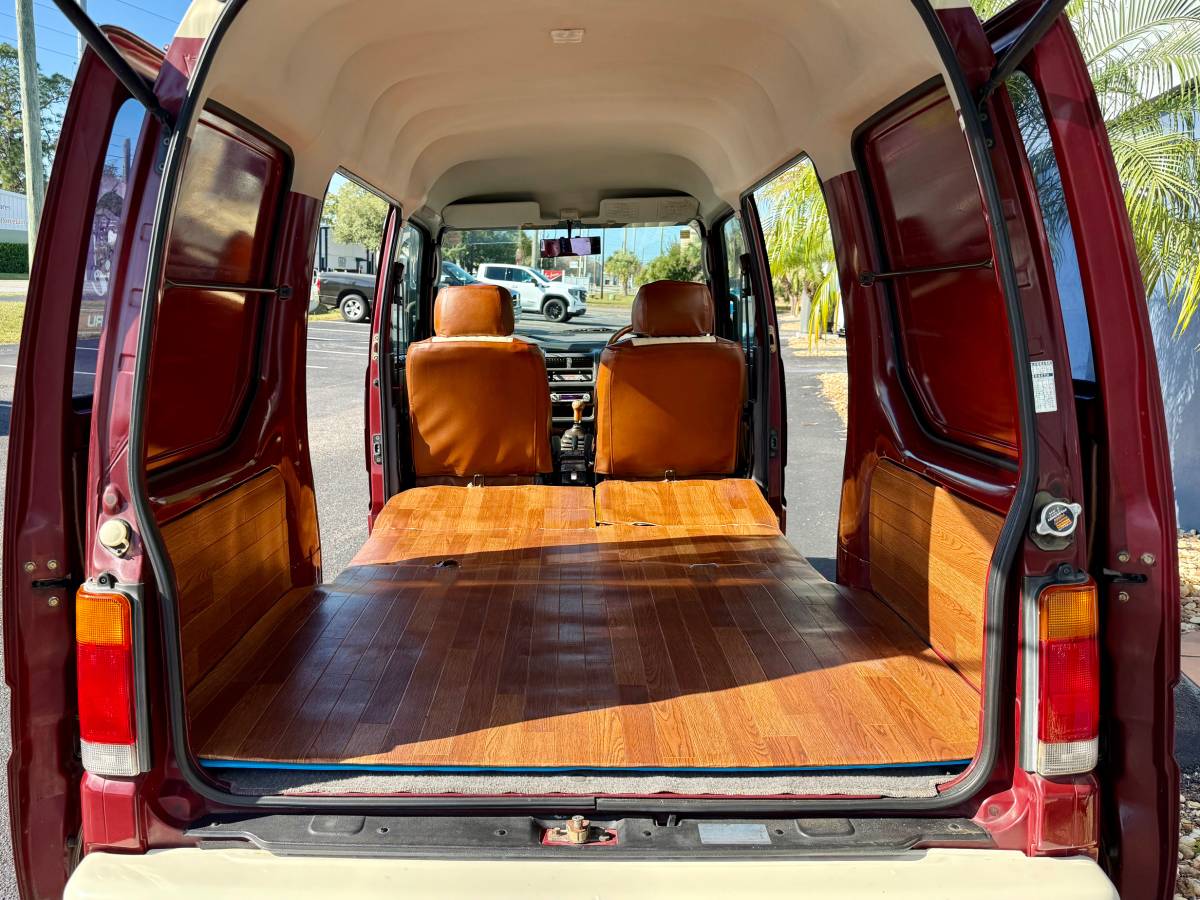 Subaru-sambar-1995-red-16