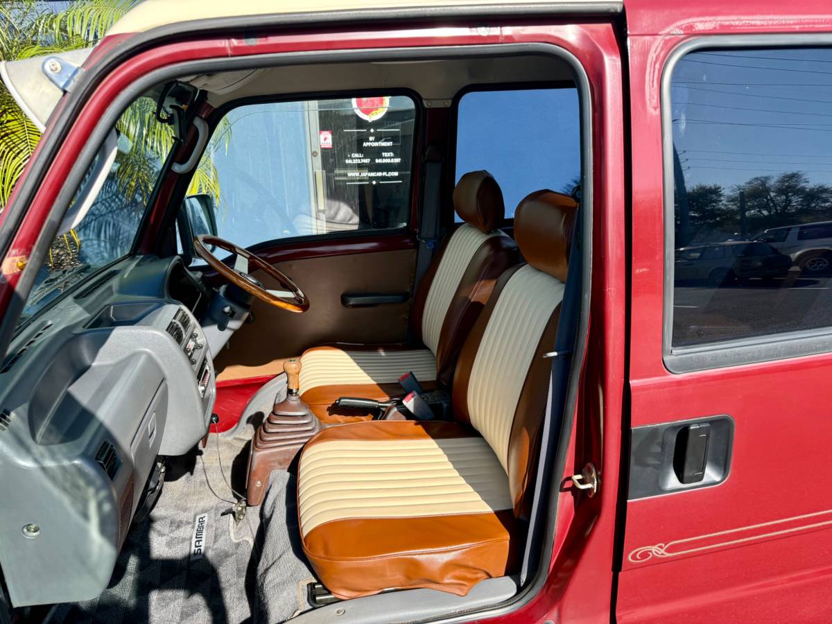 Subaru-sambar-1995-red-9