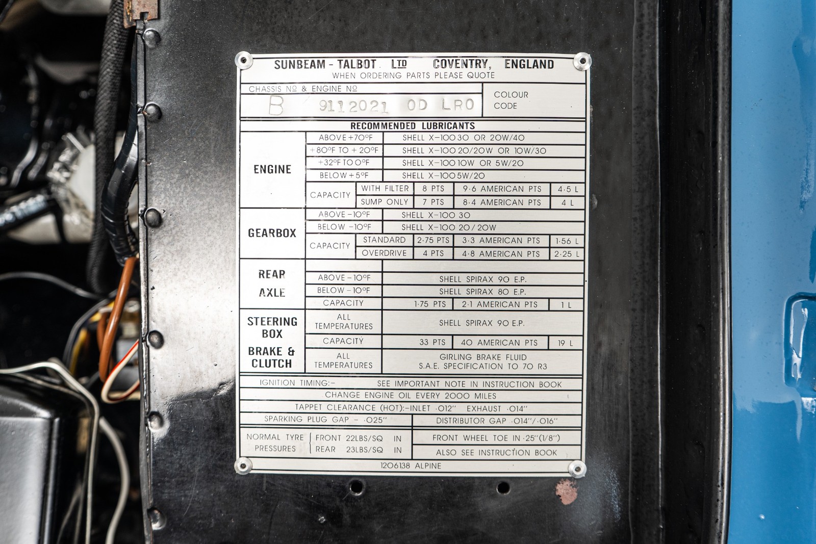 Sunbeam-1961-Coupe-19