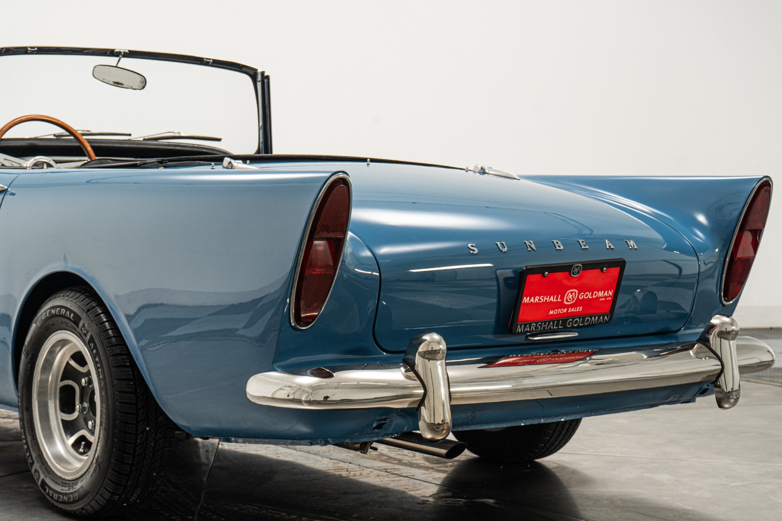 Sunbeam-1961-Coupe-35