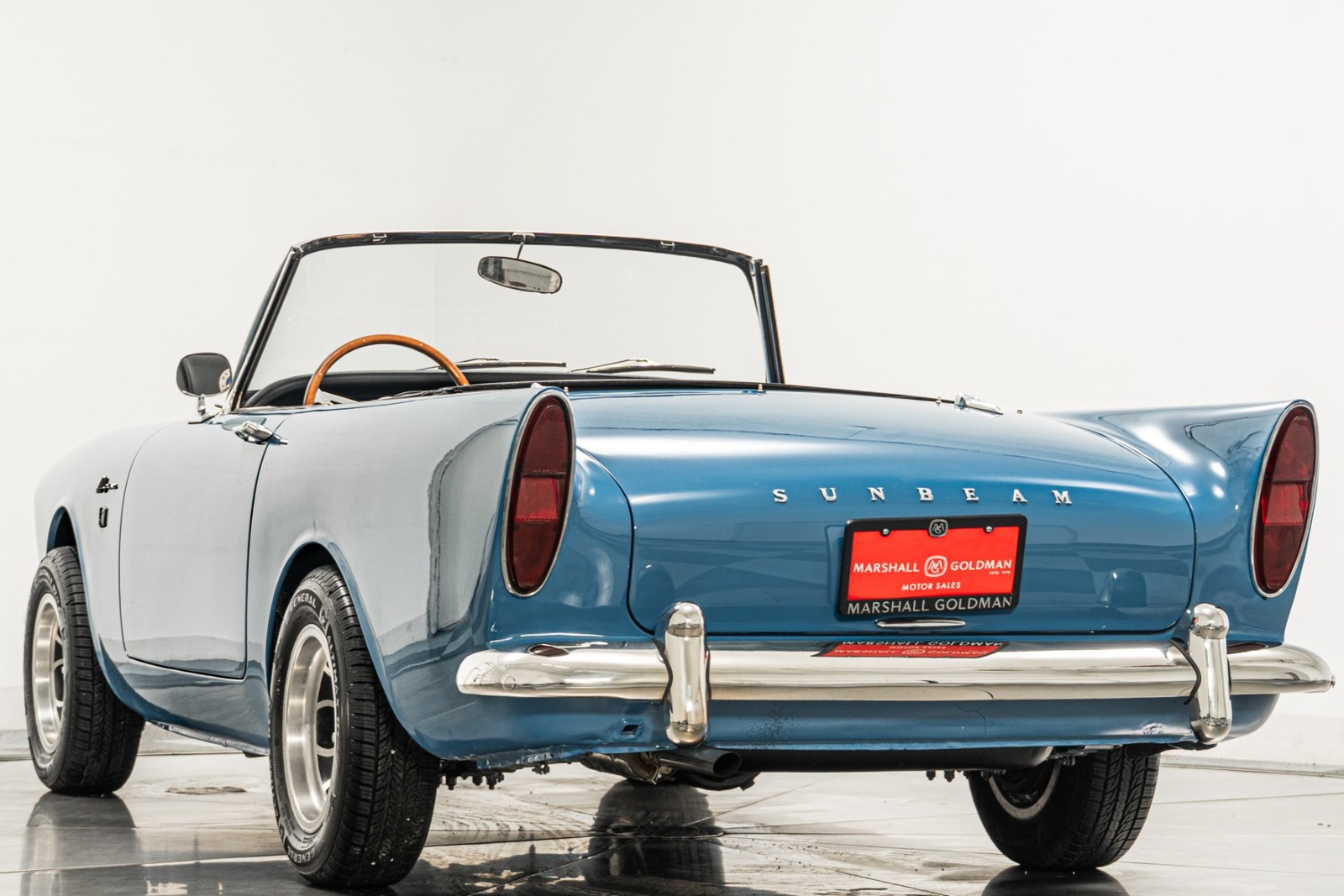 Sunbeam-1961-Coupe-6