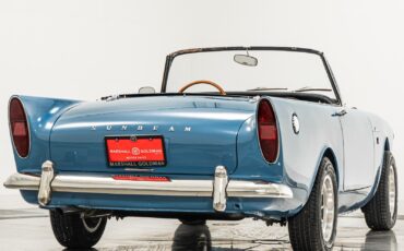 Sunbeam-1961-Coupe-8