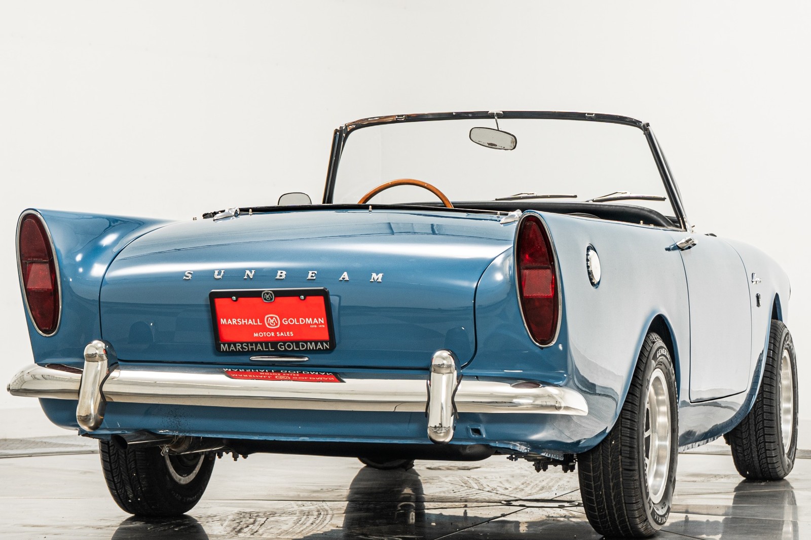 Sunbeam-1961-Coupe-8