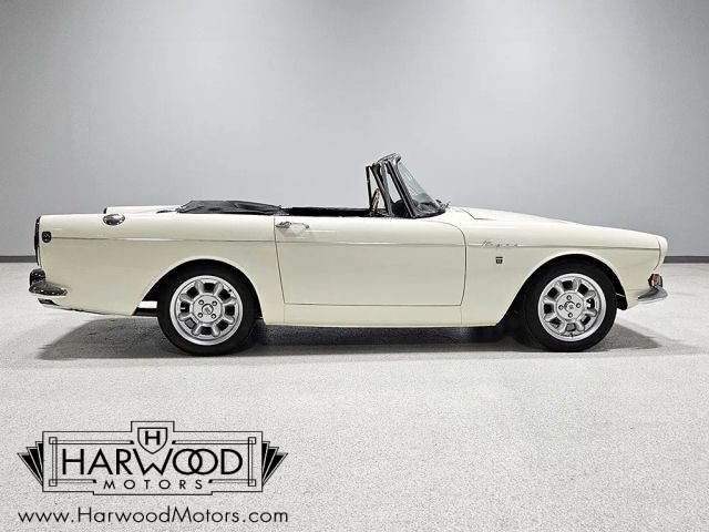 Sunbeam-1965-Convertible-11