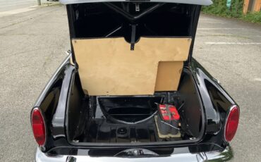 Sunbeam-Tiger-1966-Black-Tan-4