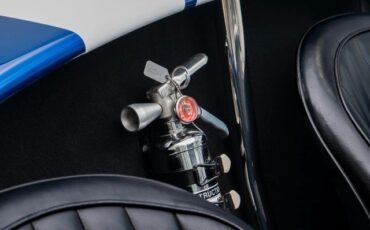 Superformance-1965-Convertible-14