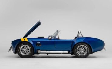 Superformance-1965-Convertible-24