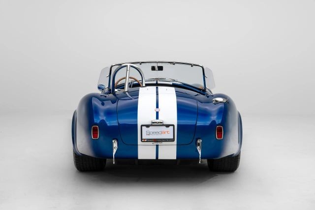 Superformance-1965-Convertible-3