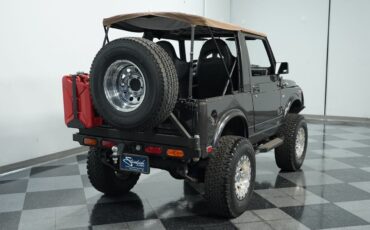 Suzuki-Jimny-1982-SUV-10