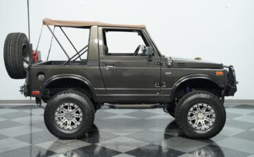 Suzuki-Jimny-1982-SUV-12