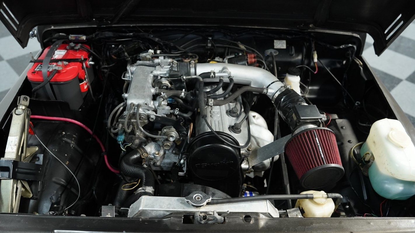 Suzuki-Jimny-1982-SUV-3