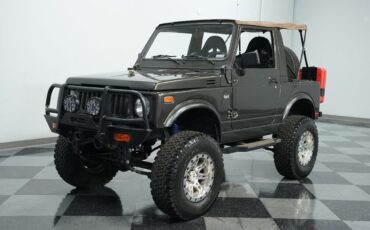 Suzuki-Jimny-1982-SUV-5