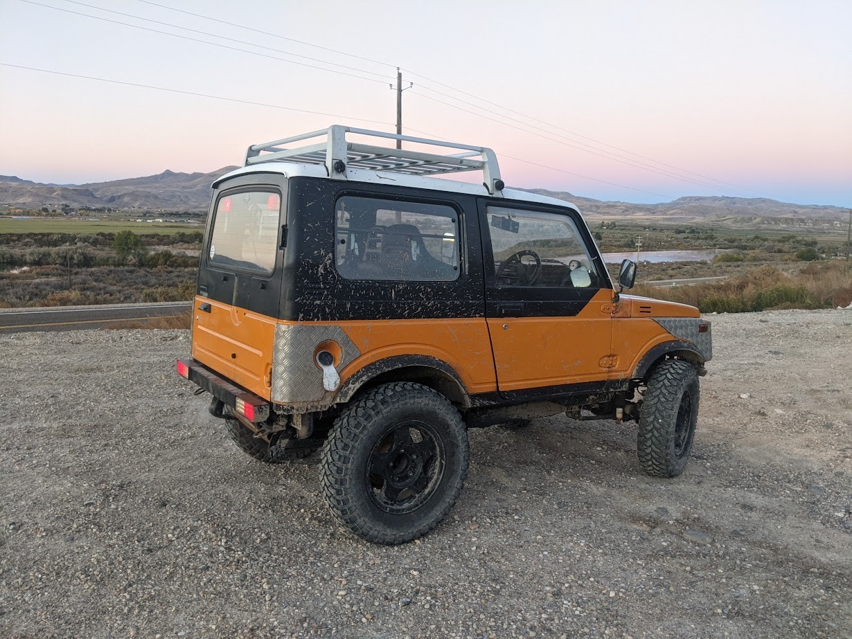 Suzuki-Samurai-1988-SUV-7