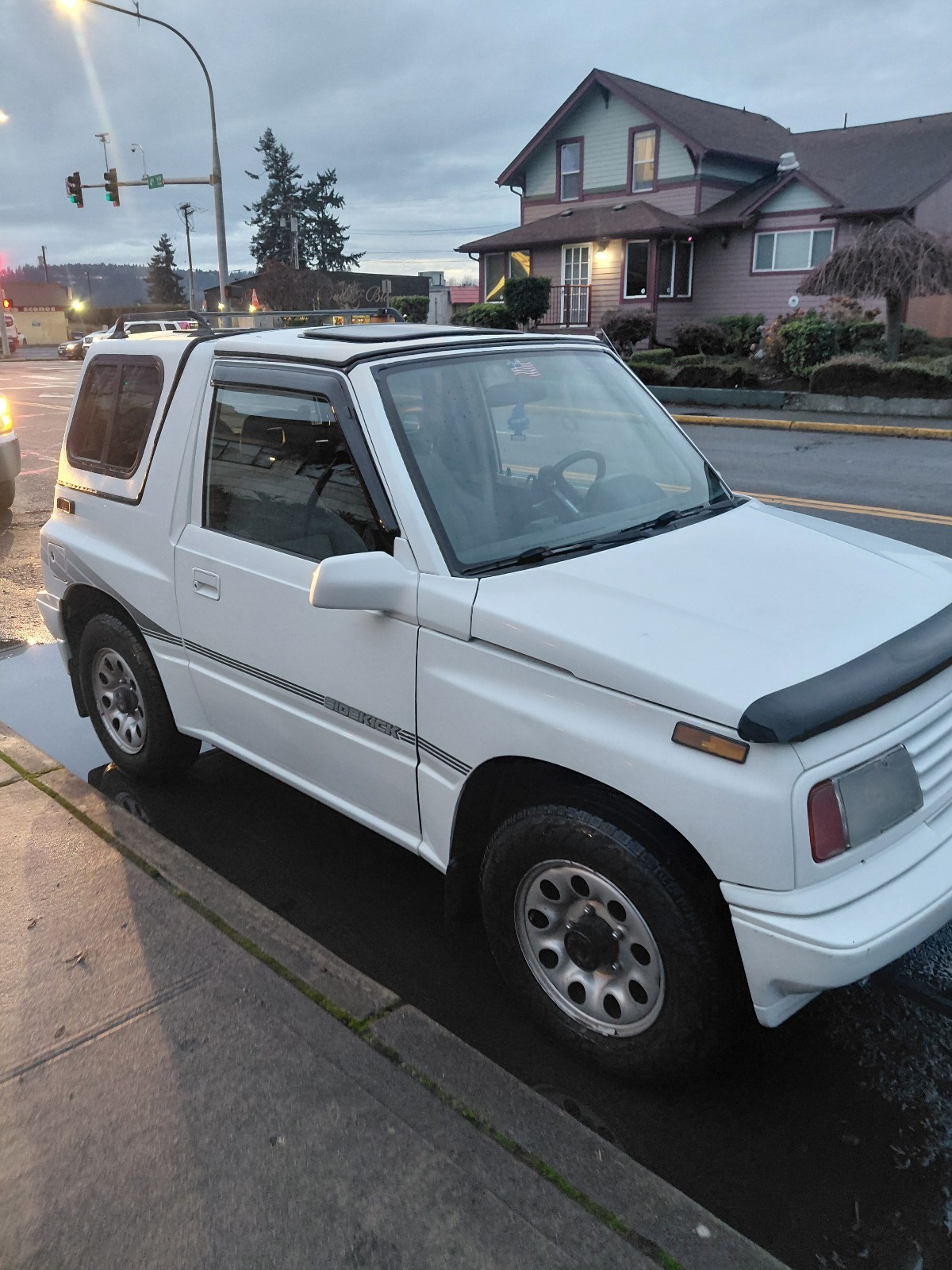 Suzuki-Sidekick-1990-Convertible-2