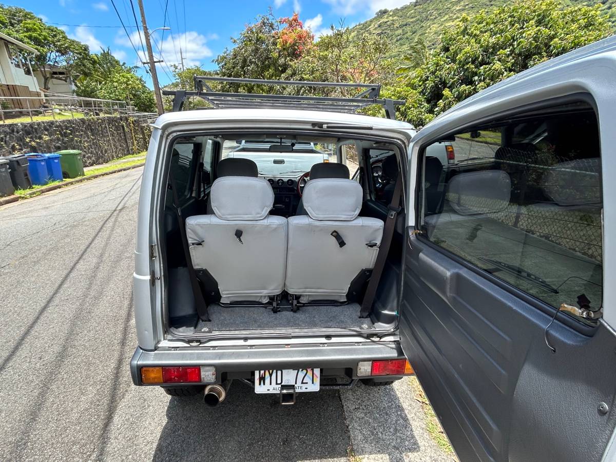 Suzuki-jimny-1995-silver-6