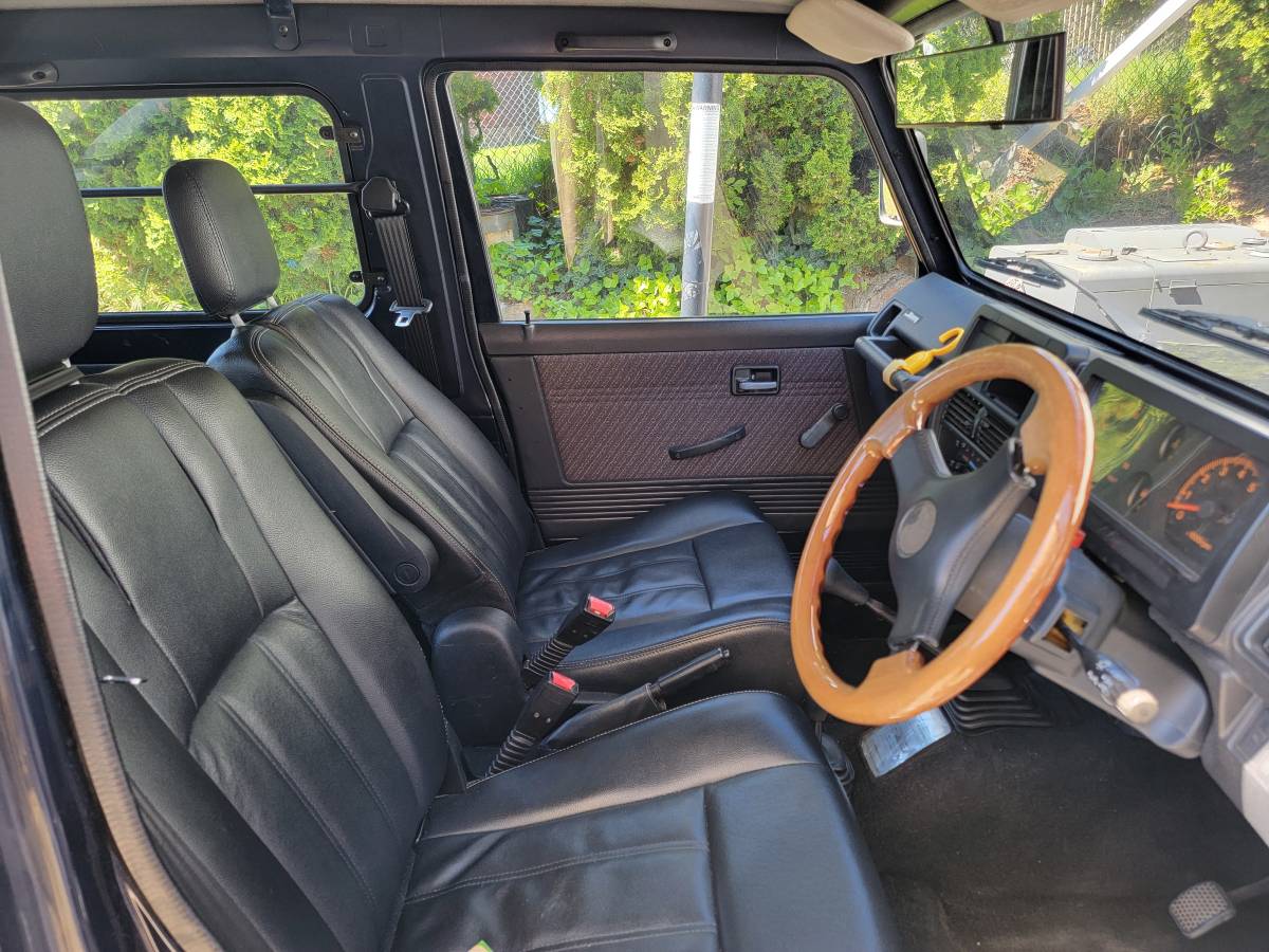 Suzuki-jimny-samurai-1993-blue-1