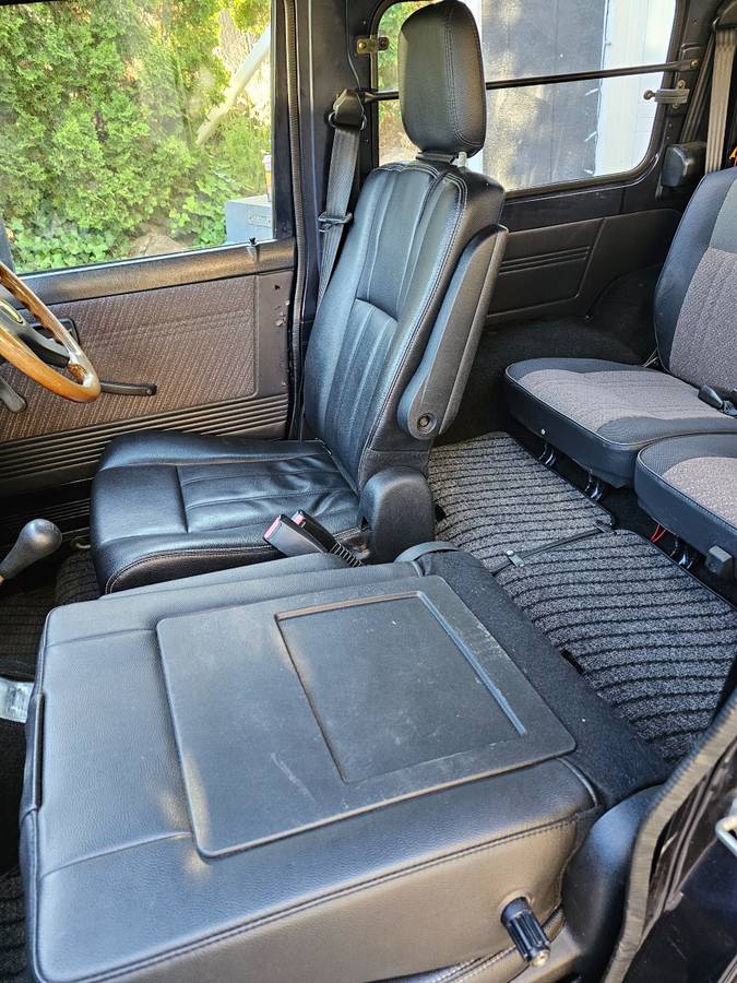 Suzuki-jimny-samurai-1993-blue-14