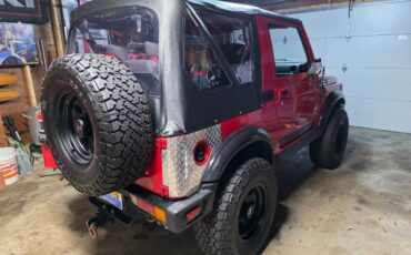 Suzuki-samurai-1986-red-3