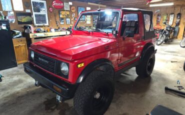 Suzuki-samurai-1986-red