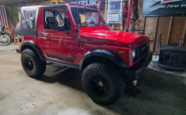 Suzuki-samurai-1986-red-4