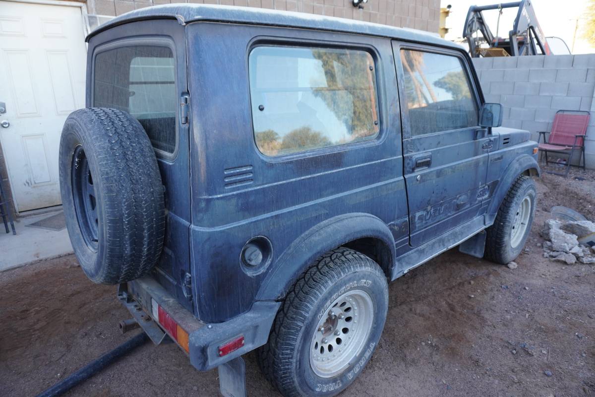 Suzuki-samurai-1987-blue-1