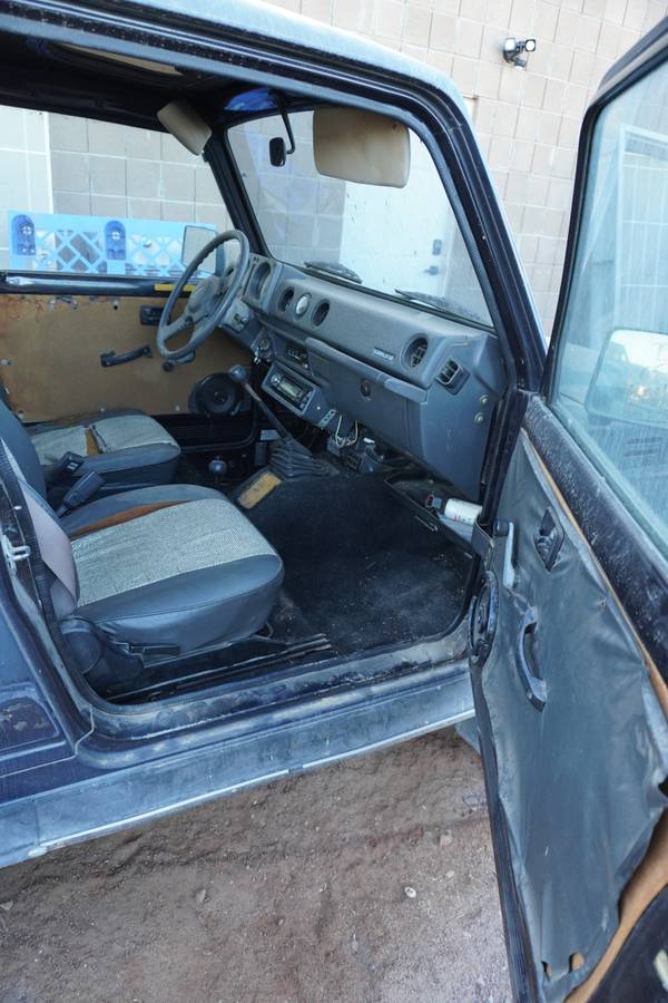 Suzuki-samurai-1987-blue-2