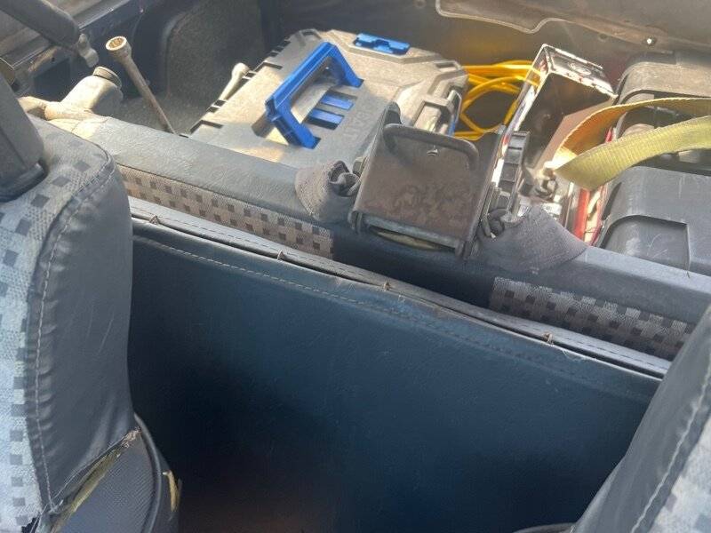 Suzuki-samurai-1987-blue-7