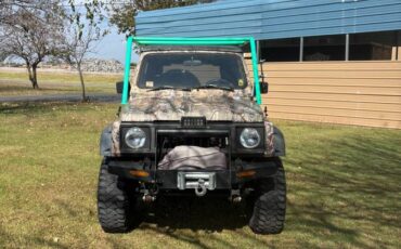 Suzuki-samurai-1988-brown-1