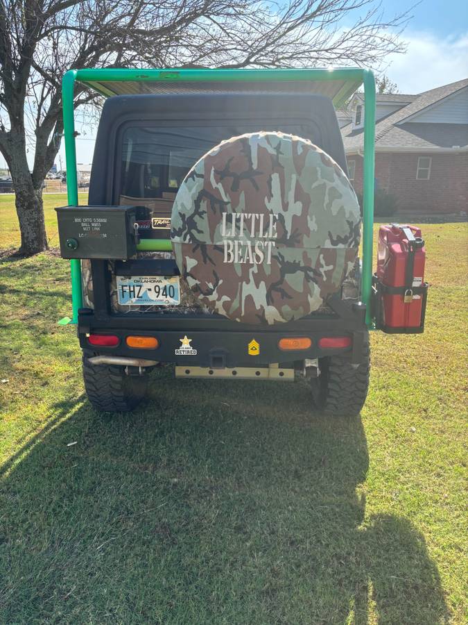 Suzuki-samurai-1988-brown-2