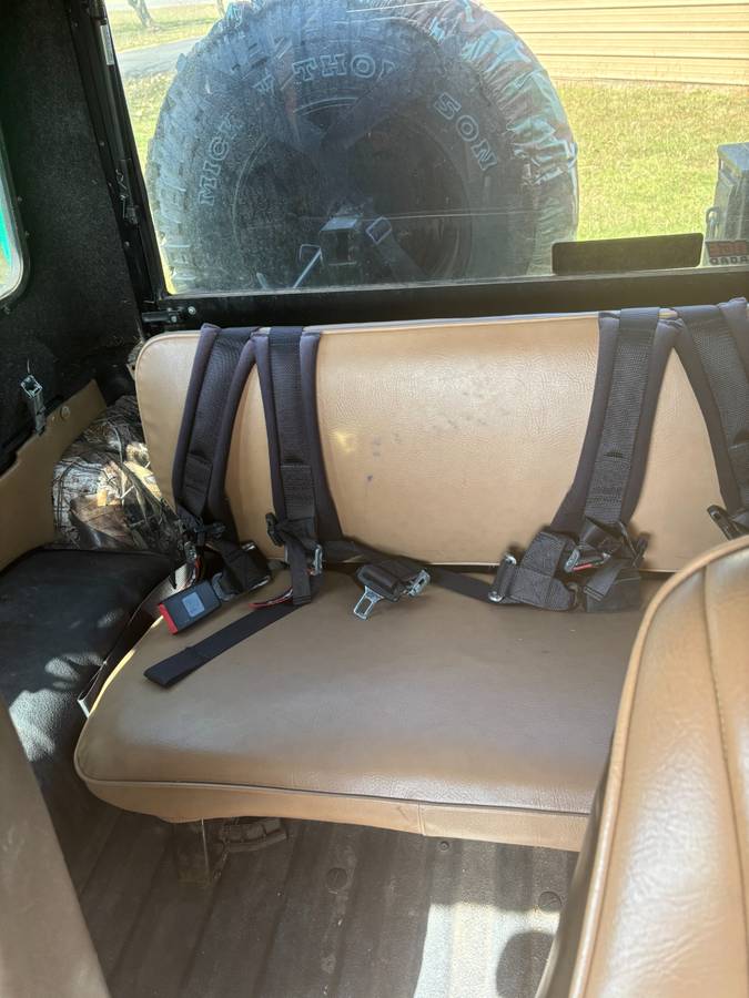 Suzuki-samurai-1988-brown-4