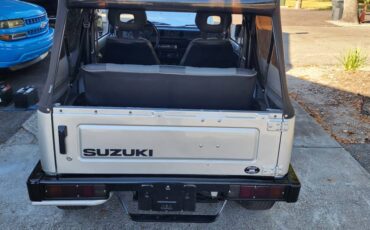 Suzuki-samurai-4wd-conv-1987-silver-21